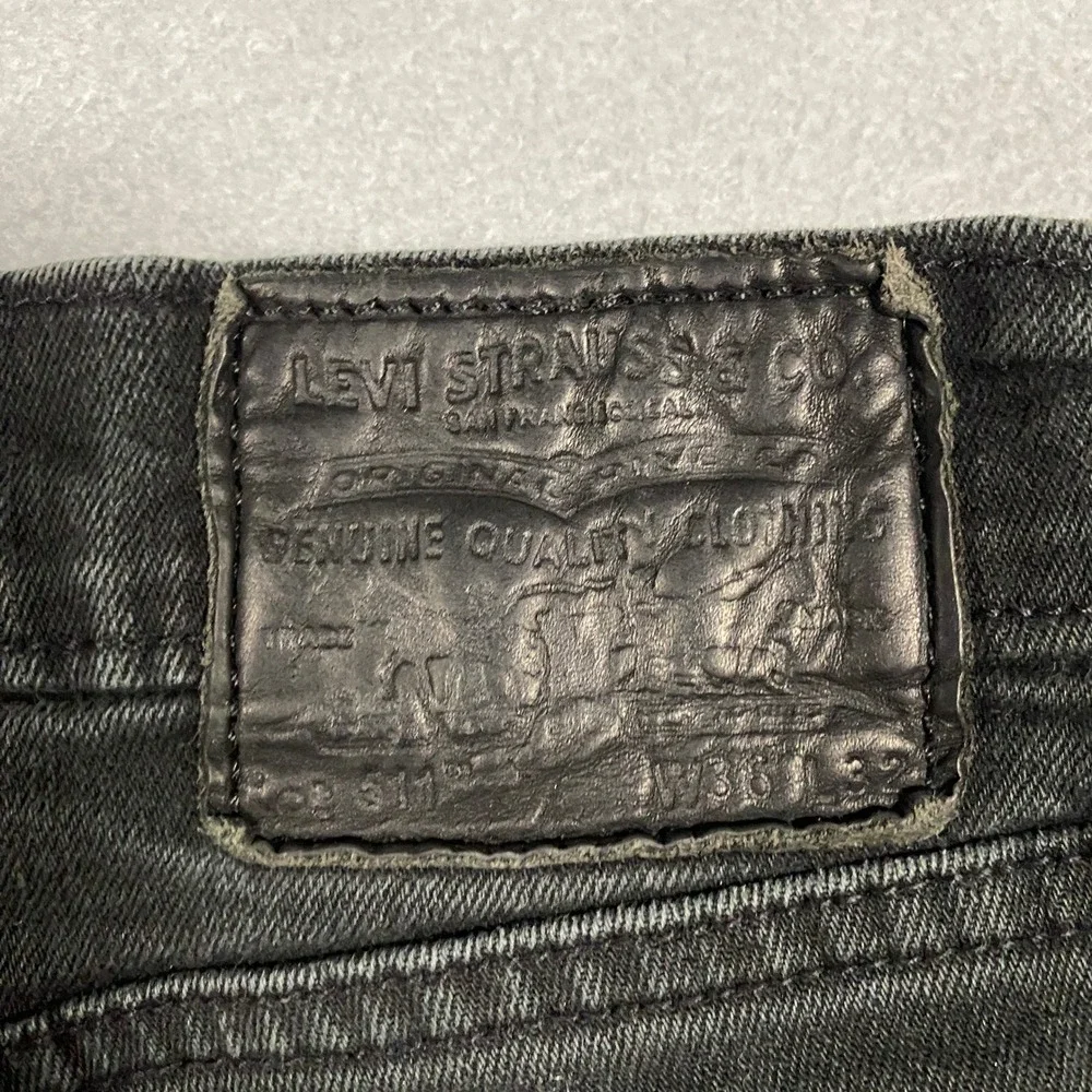 Levi's 511 Slim Fit Jeans Mens 36x32 (Measures 32x31) Black Premium Denim Pants